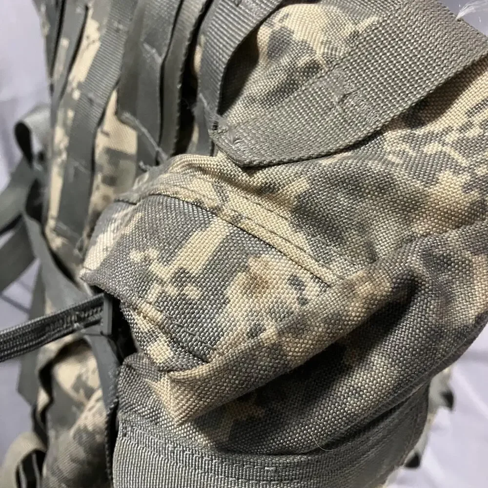 US Army MOLLE II Large Rucksack ACU‎ Digital Camo Military 26x25 USGI Backpack